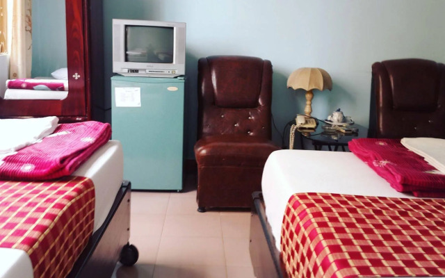Phong Nha Hotel Hue