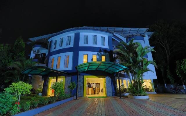 Strand Resort