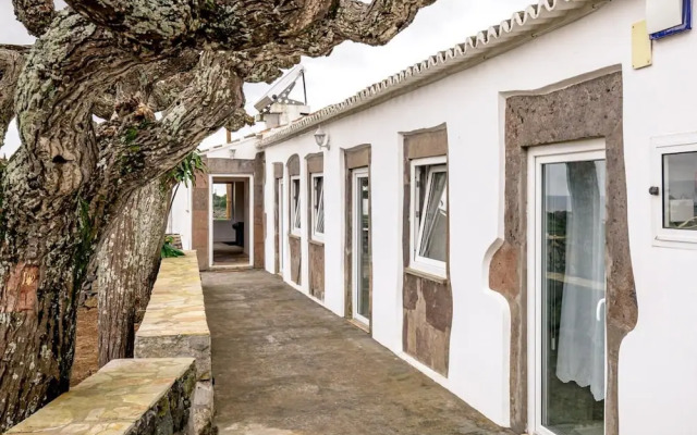 Casa dos Cal os in S o Mateus da Calheta