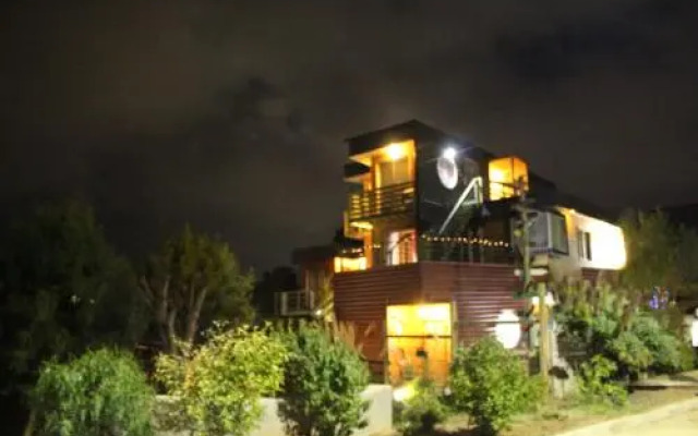 Algarrobo Lodge