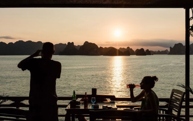 Halong Glory Cruise