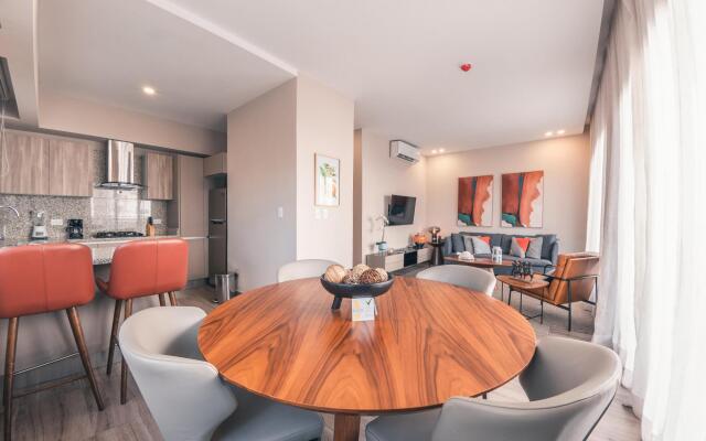 Breakfast Included at Regatta Living 302