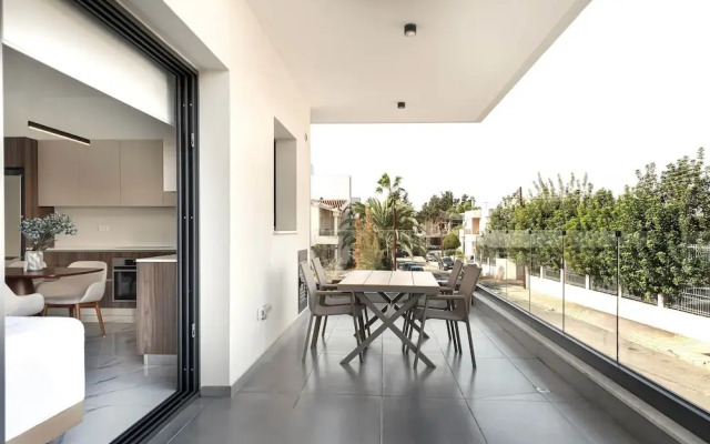 Phaedrus Living: Limassol Opalia Residences Amber