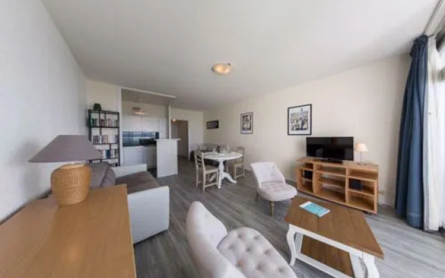 Les Trois Iles 19184