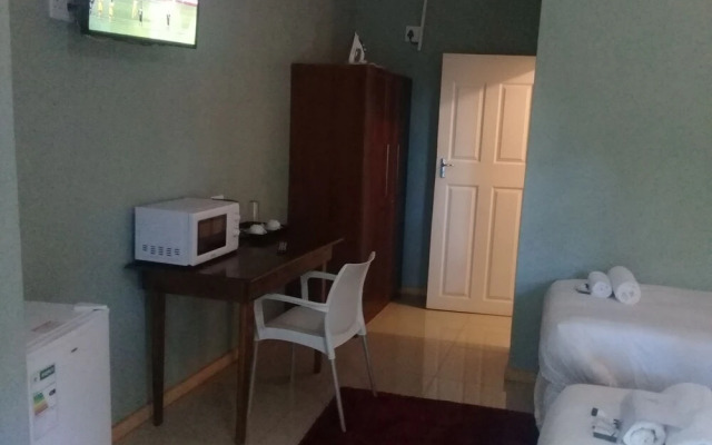 RS Garden Guesthouse
