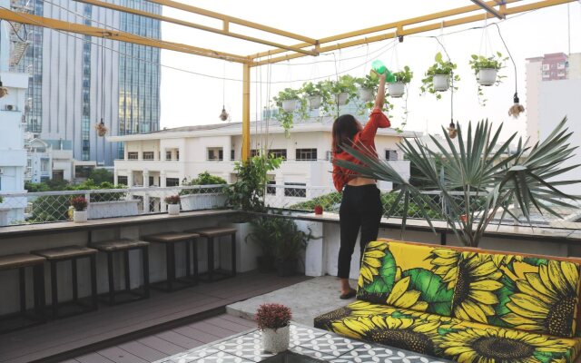 Nang Capsule Hostel