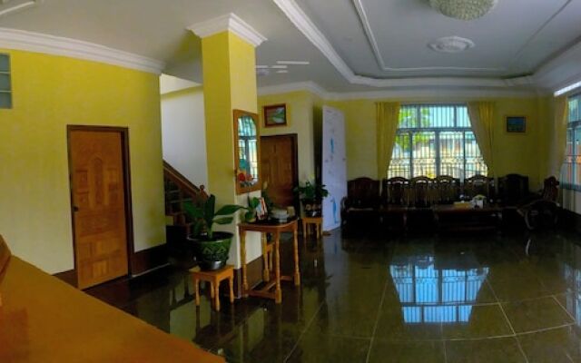 Inle Strand Hotel