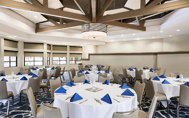 Delta Hotels by Marriott Phoenix Mesa