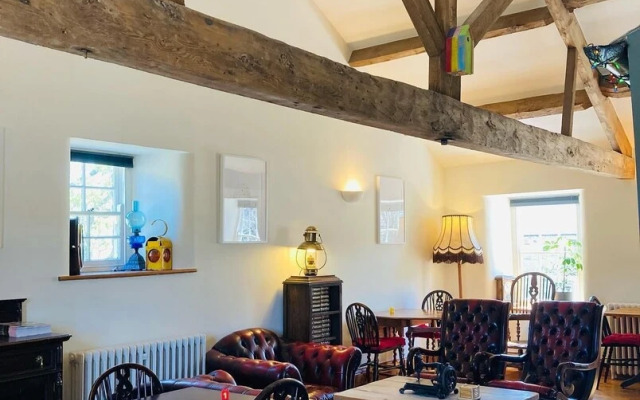Riverside B & B