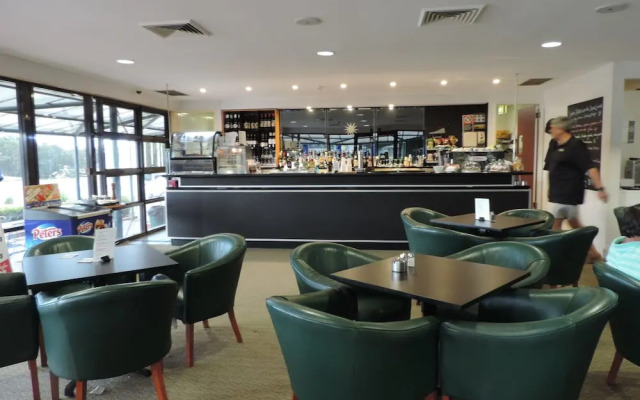 Condo 108 @ Horizons Resort & Golf, stunning course + lake Views