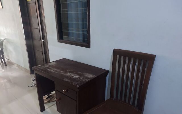 Kabin Kapsul Kayu Jati V Hostel