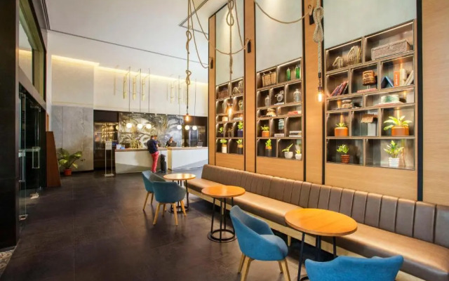 Ista Hotel