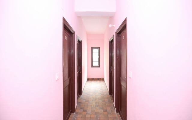 OYO 13659 Home Modern 2 BHK Edapally