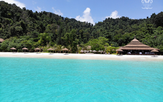 Victoria Cliff Nyaung Oo Phee Island