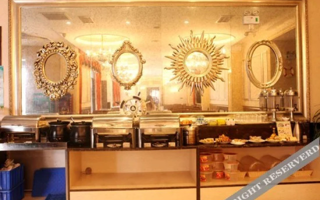 Qingmu Platinum Hotel (He County Hezhou Road Antian International)