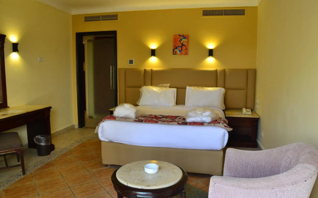 Regency Plaza Aqua Park & SPA