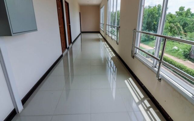 Nida Rooms Udon Thani Hospital 895