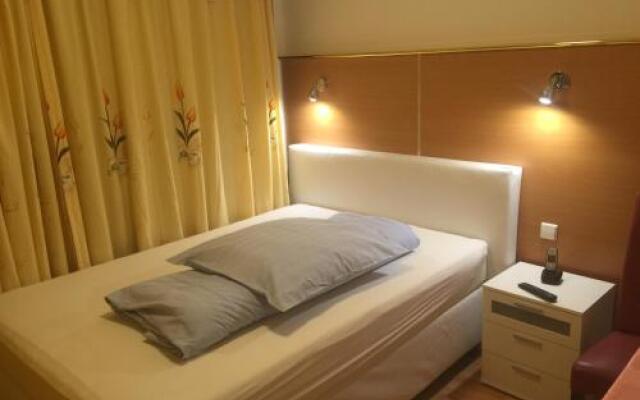 Hotel Adler