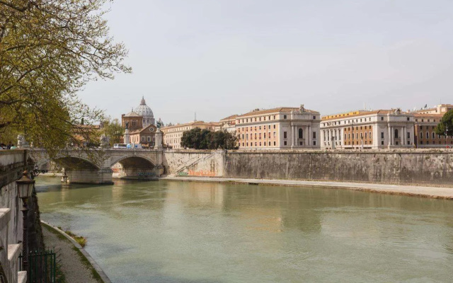 NAVONA, Old Rome Lodge
