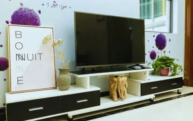 Light Time Apartment (Nanning Wuxiang Headquarters Base Store)