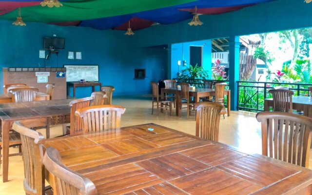 Surya Karhyn Hotel & Restaurant