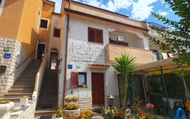 Apartments Vida 1682