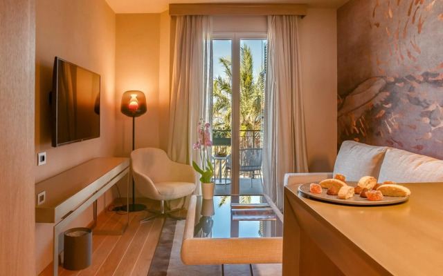 Miramare Suites