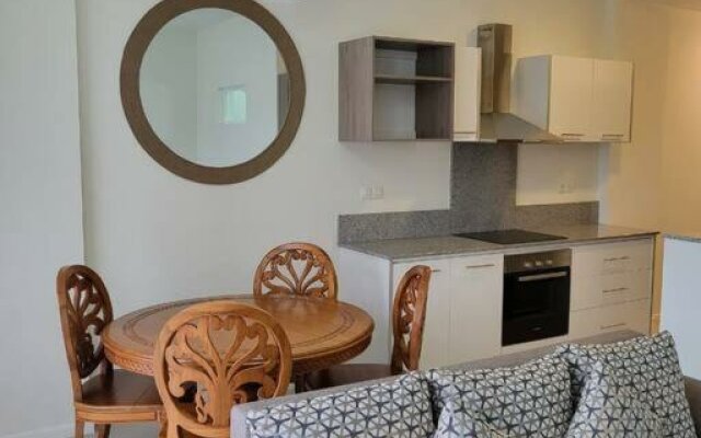 Elegant 1-bedroom apartment with close amenities