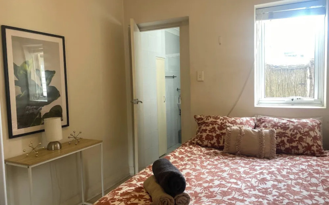 Bondi Central Garden Getaway – Guest Rooms – Sydney