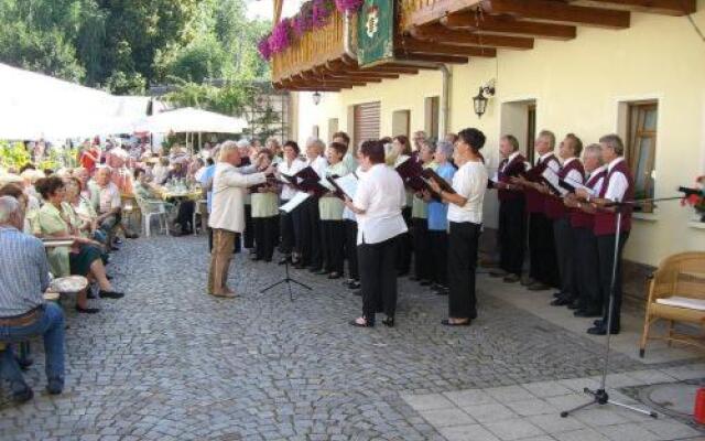 Pension Im Landgasthof Heukewalde