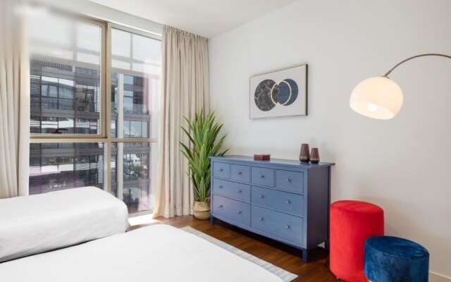 7 Min to Beach 2 BR City Walk