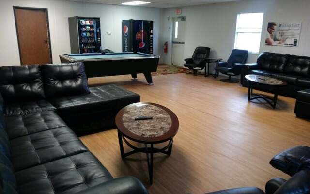 Target Hospitality-El Reno Lodge