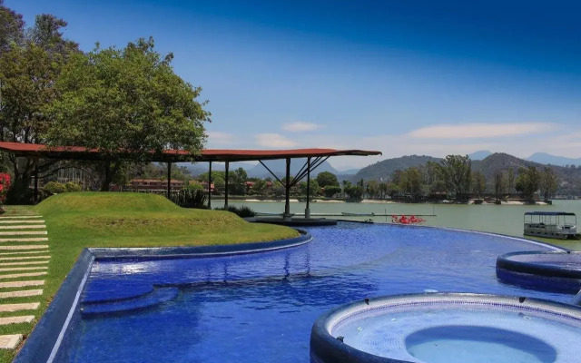 El Santuario Resort & Spa