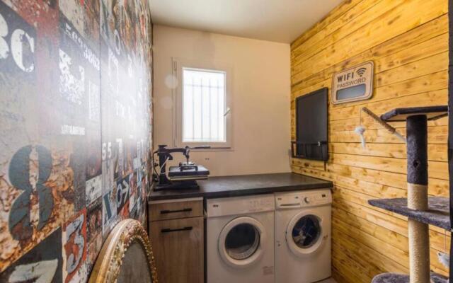 Villa avec piscine au calme 6 personnes