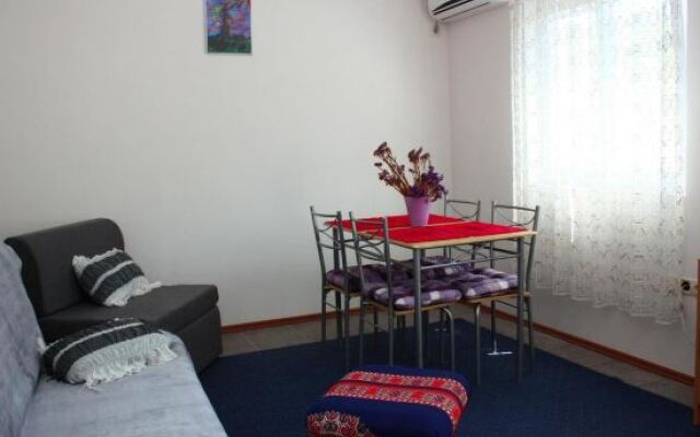 Apartments Dvije Palme