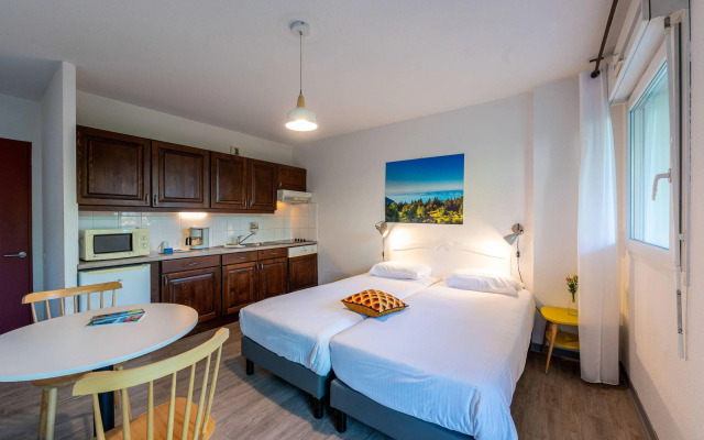 Zenitude Hotel-Residences Les Terrasses du Lac