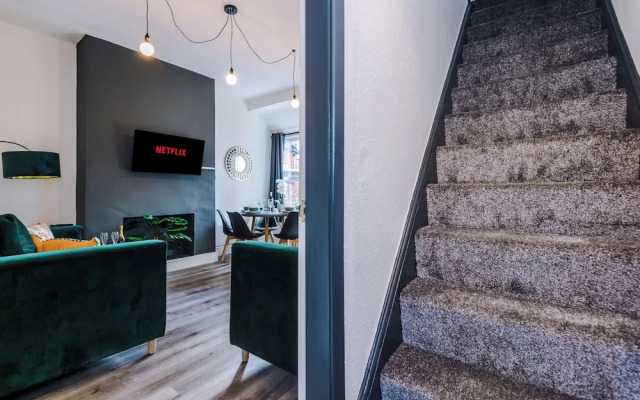 129 Walthall St Crewe