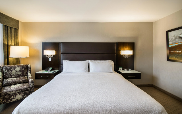 Holiday Inn Vancouver Centre by IHG