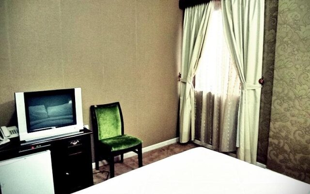 Al Mourouj Inn Hotel