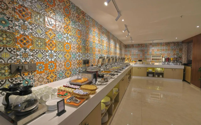 Hotel Grand Continent Premiere, Banjara Hills, Hyderabad