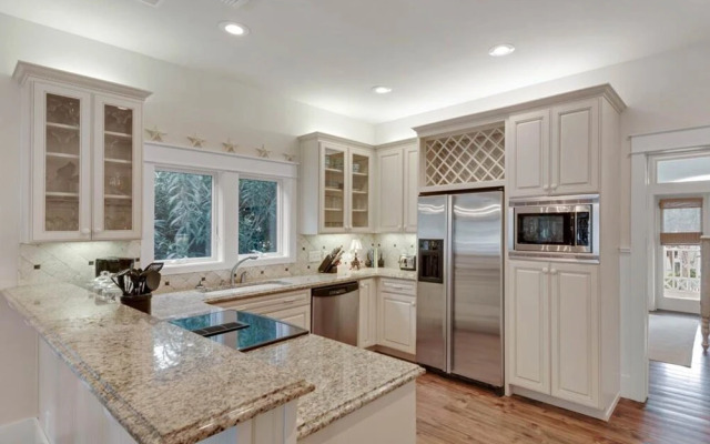 Island Blue at Destin Pointe