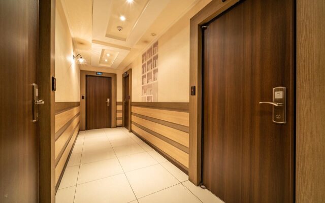 Guri Lexy Hotel