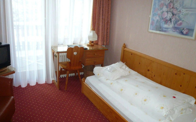 Hotel Cresta