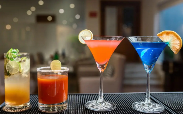 Sunday Hotel Chandigarh Zirakpur