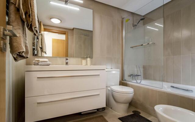 Lab5 Modern 3 Bedroom Penthouse In San Pedro
