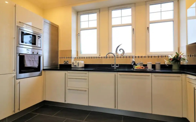 Greenlees Clubhouse 3 bed - Cambuslang