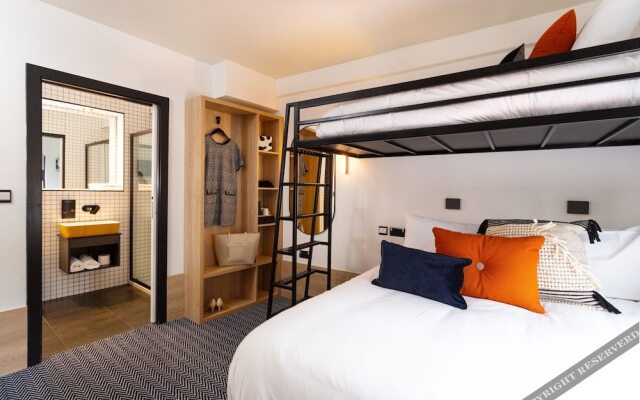 The Snug Townhouse