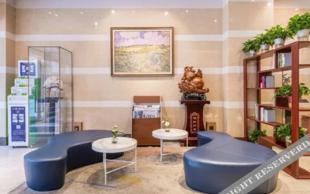 Lanou Hotel