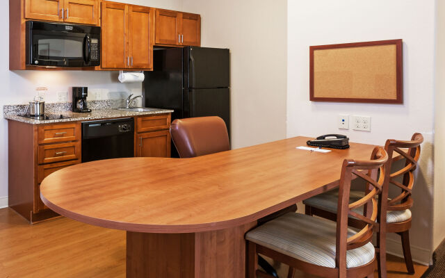 Candlewood Suites Baytown by IHG