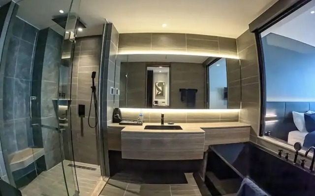 Grand La Vogue Hotel & Casino